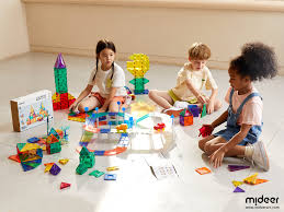 Learning Through Fun: Educational Toys for Young Minds